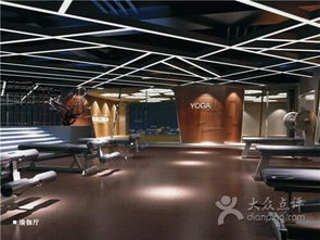 走进诺伯曼超越运动会馆立丰店 一站式日用百货购物新体验