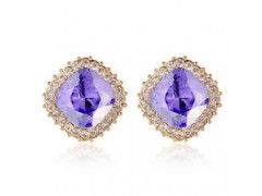 璀璨风尚，批发直销 揭秘淘宝热销方形奥地利水晶耳钉的美发饰品商机